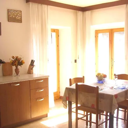 Cosy In Prabione With Balcony 30 Sqm Private Parking Lägenhet Campione del Garda