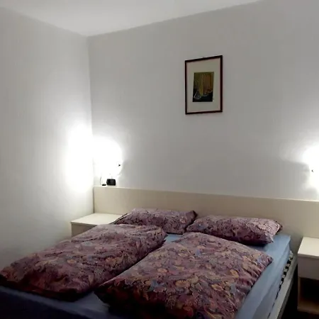 Cosy In Prabione With Balcony 30 Sqm Private Parking Lägenhet